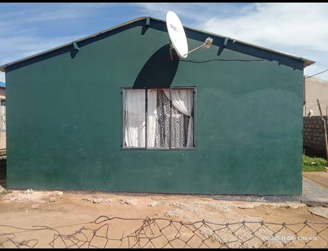 2 BEDROOM HOUSE FOR SALE IN BLUEGUM VIEW